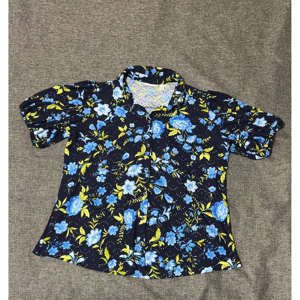 Susan Graver Women's 1X Button Up Top Blue Floral Eyelet Short Sleeve